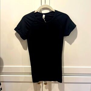 Lululemon Swiftly tech short sleeve black short sleeve top